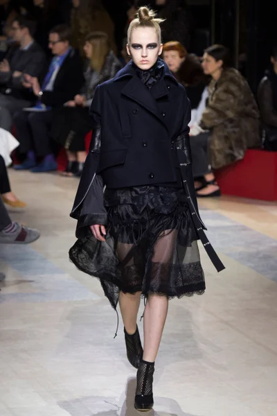 Look 29